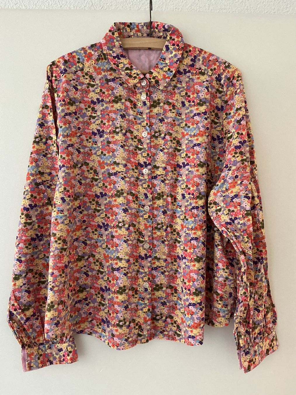 Chemisiers: Wunderschöne Bluse von Scotch & Soda – D'occasion à Triesen par boston7