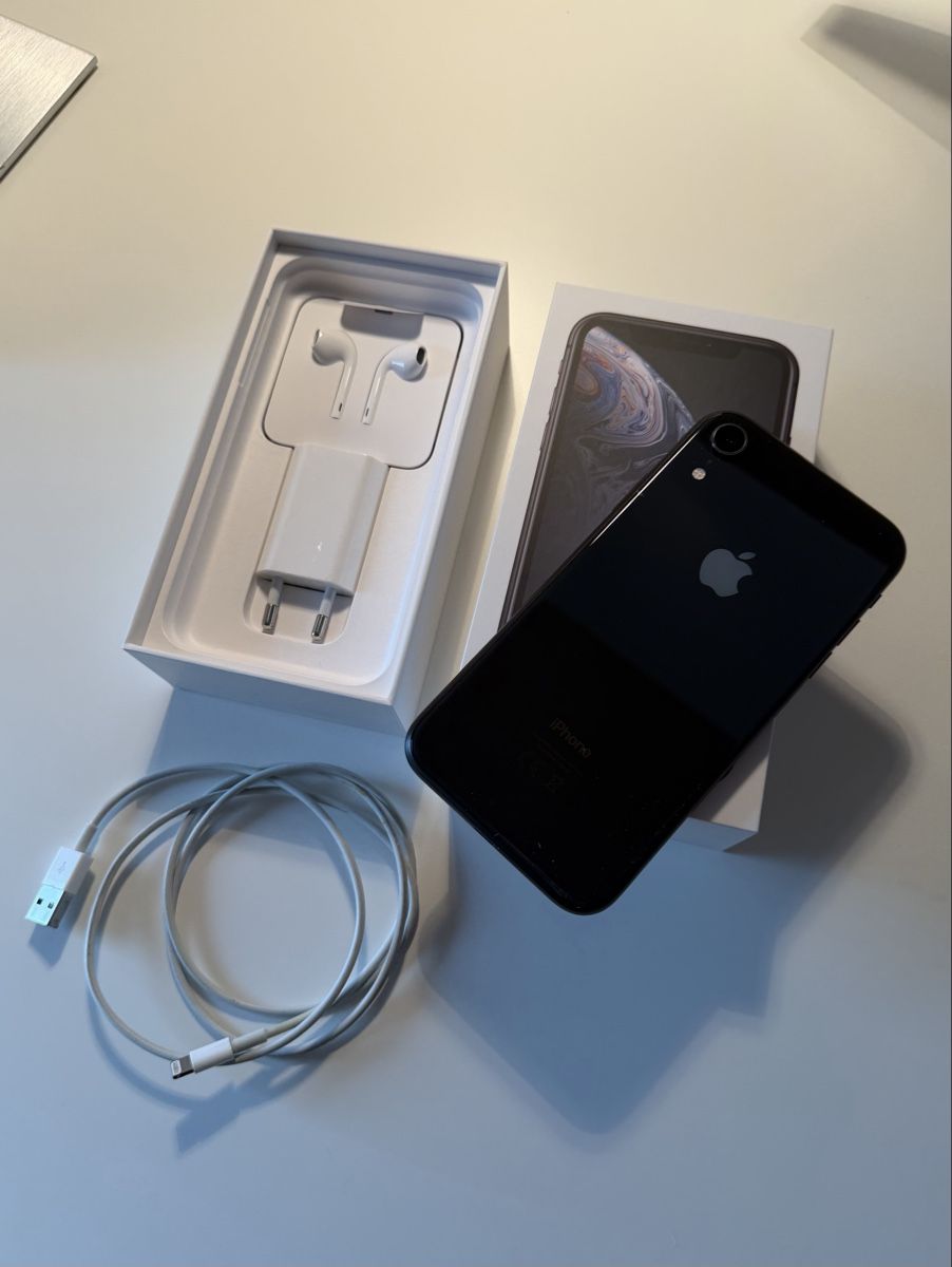 Apple Portables: Apple iPhone XR – Neuf (Voir description) à Frümsen par laura002 1