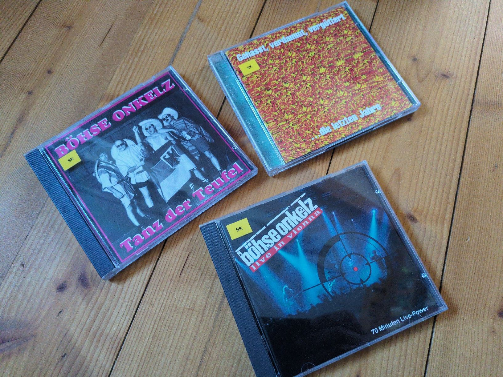 CD: Böhse Onkelz CD-Bundle (3CDs) – Usato da Matten b. Interl venduto da simkli