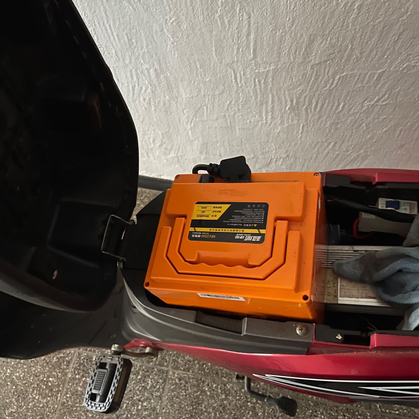 Veicoli elettrici: Elektro Roller Vespino – Usato da zürich venduto da khouya01 2