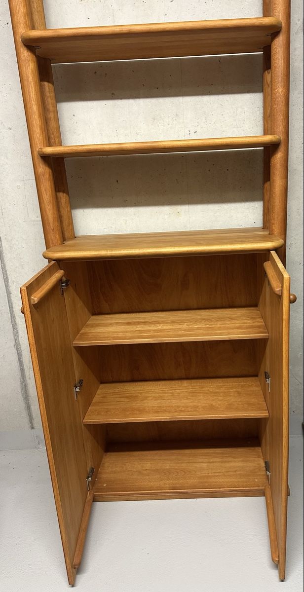 Regale: Bücherregal Massivolz von Diga – Gebraucht aus Wolfwil von GRCO 1