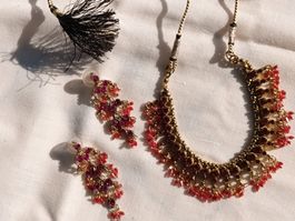 Lot rote Rhinestones Addigai Kristall Schmuck, Südindien