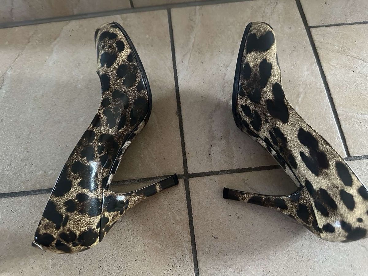 Pompe & Parti di ricambio: Dolce & Gabbana leopard print pumps Size 38 – Usato da Forch venduto da sba_g2b8