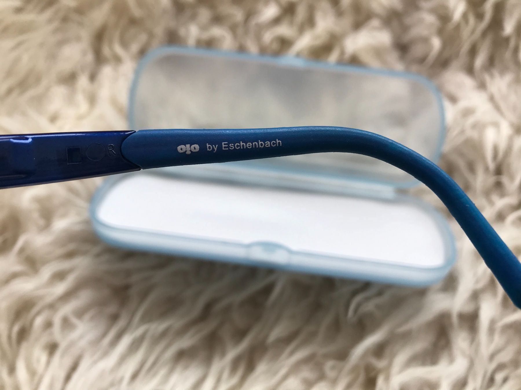 Brillen & Gläser: Sonnenbrille Kleinkind blau incl.Etui – Gebraucht aus Wädenswil von JJ15 2