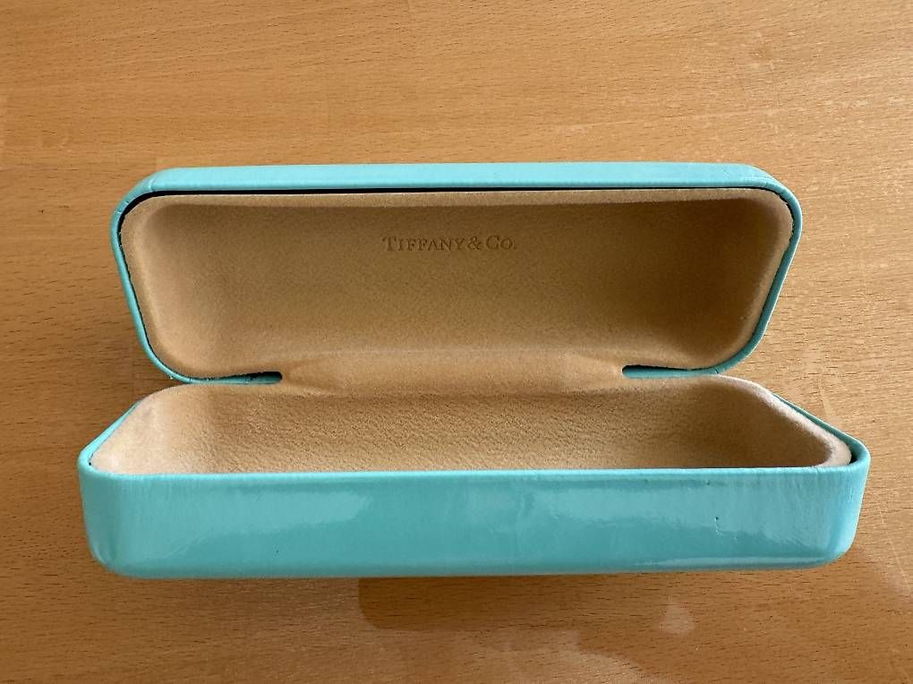 Altro in  Abbigliamento & Accessori: Tiffany & Co. Brillenetui – Usato da Kloten venduto da phi_l6g6 2