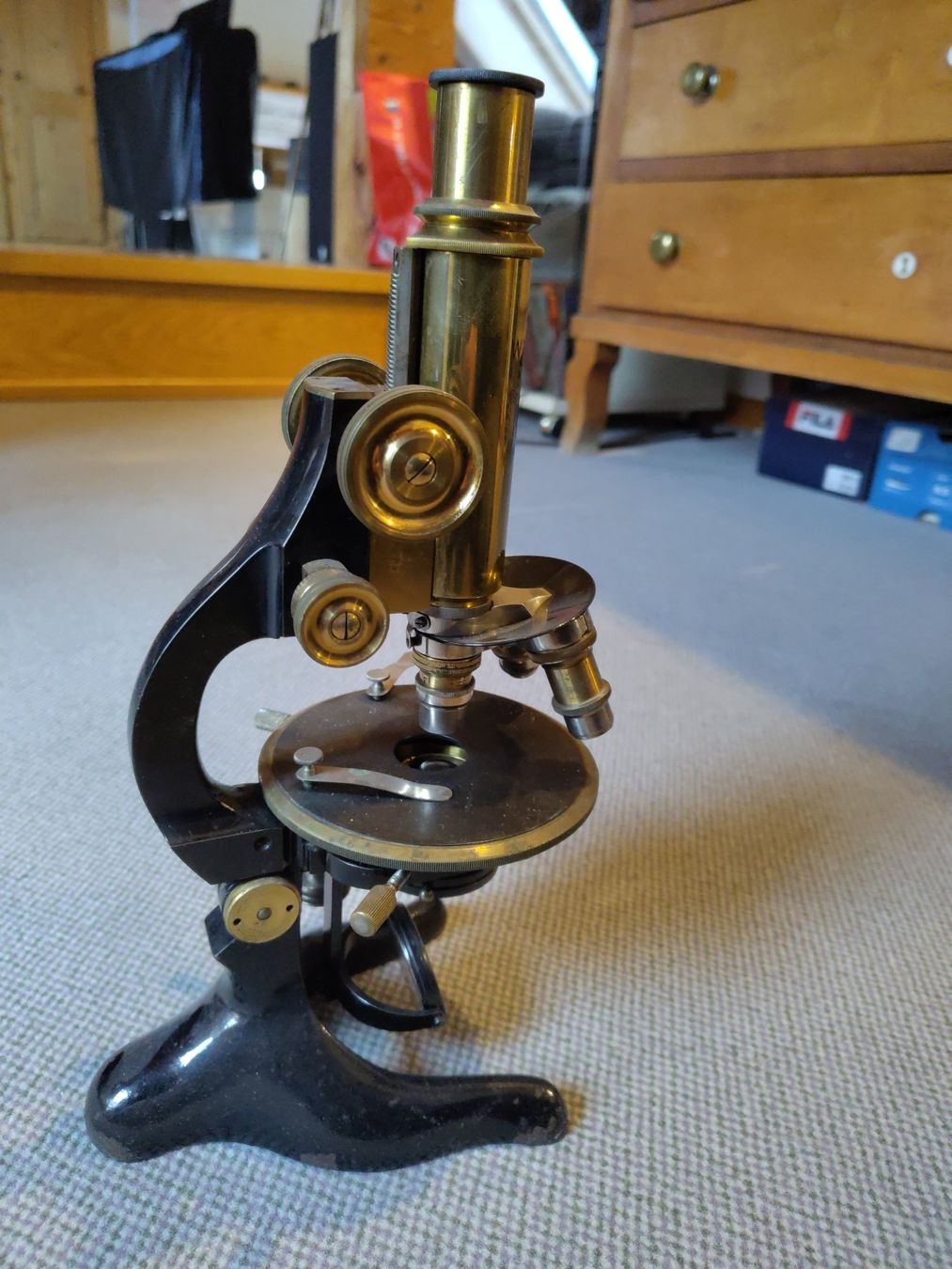 Microscopi: Magnifique microscope ancien – Usato da Grancy venduto da Bermike 2
