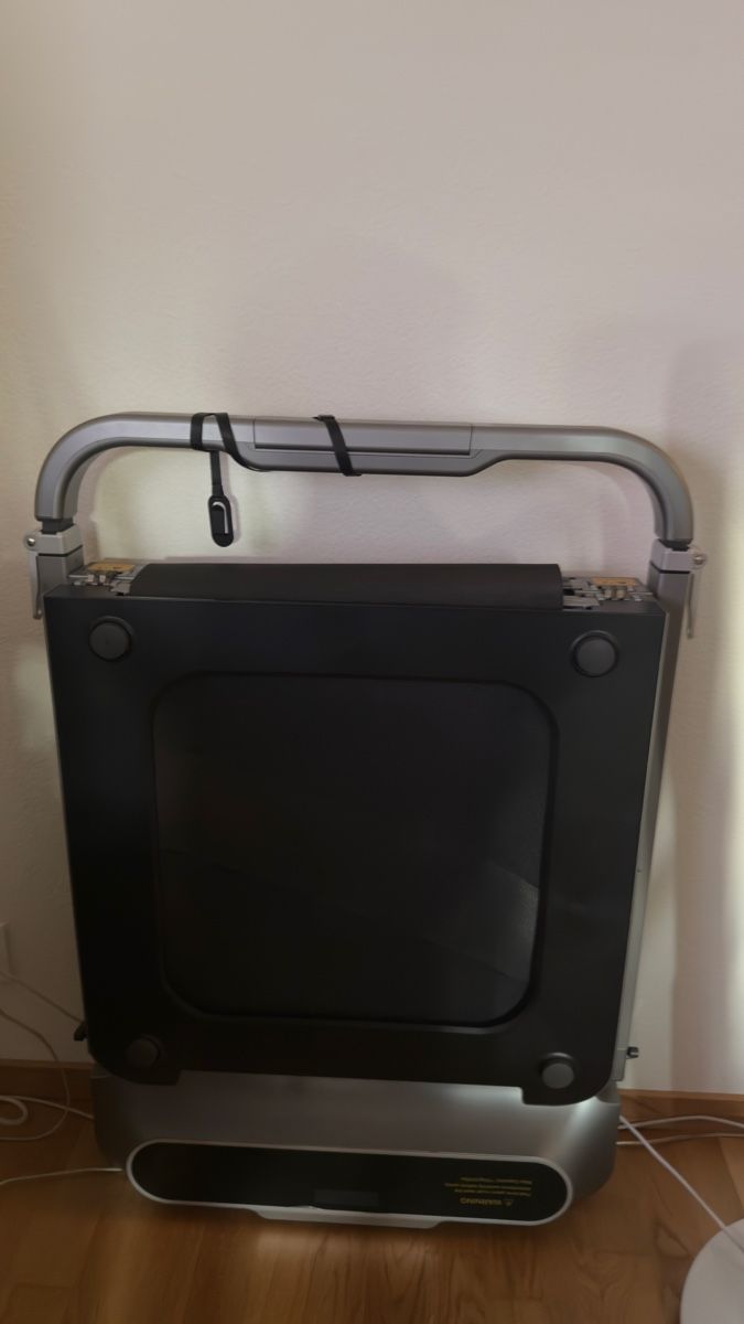 Macchine per carico, silaggio e trasporto: Kingston Walking Pad R2 – Nuovo (secondo la descrizione) da Zürich venduto da car_v988