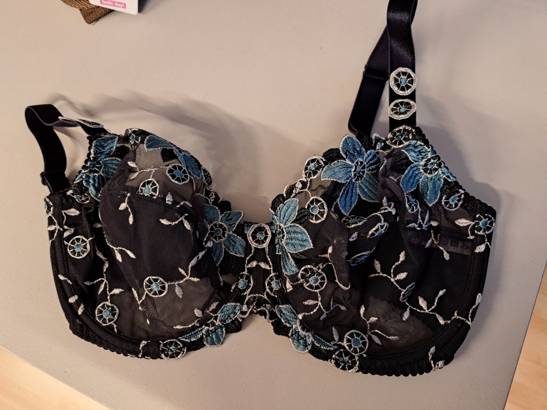 Sonstige Unterwäsche: Spitzen BH 75 E Prima Donna – Neu (gemäss Beschreibung) aus Gams von inf_lj66