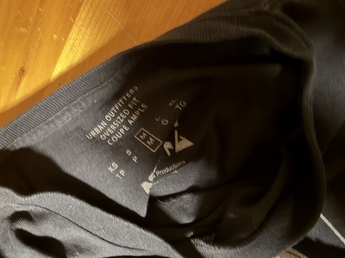 T-shirt: Vintage tschirt disign – Nuovo (secondo la descrizione) da Zürich venduto da papaplatte 2