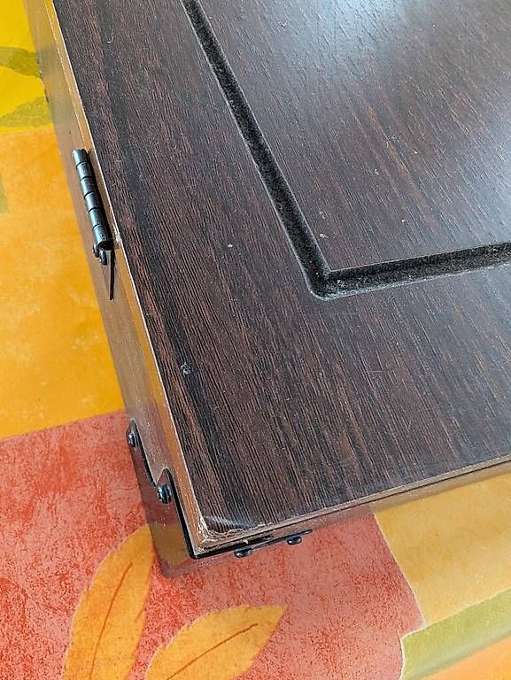 Dart: Professionelles Dartboard mit Schrank – Gebraucht aus Bäretswil von Amonit 1