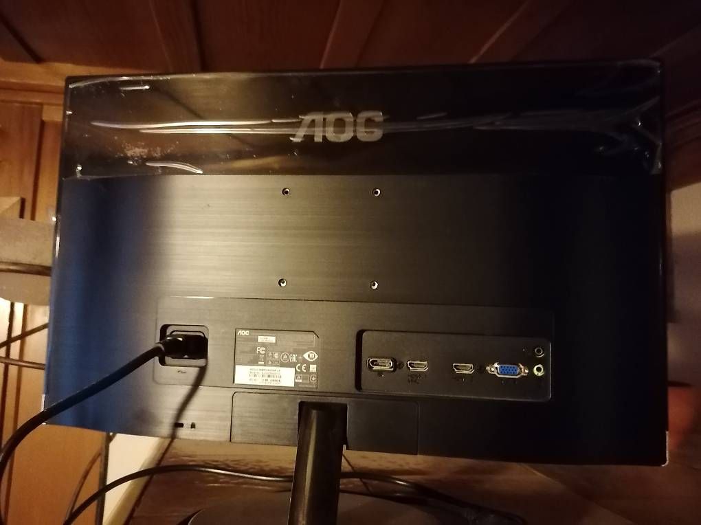 Monitor: PC Bildschirm wenig gebraucht – Usato da Kirchleerau venduto da hir_w8lc 1
