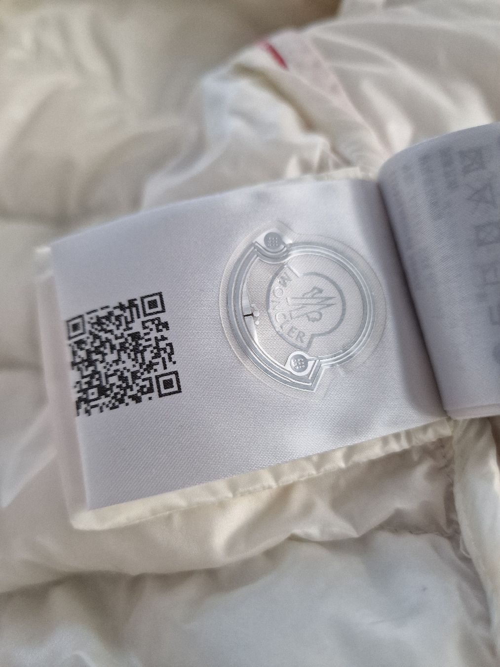 Moncler Vestes: Veste Moncler gr.2 – D'occasion à Yverdon-les-Bains par Scmps 8