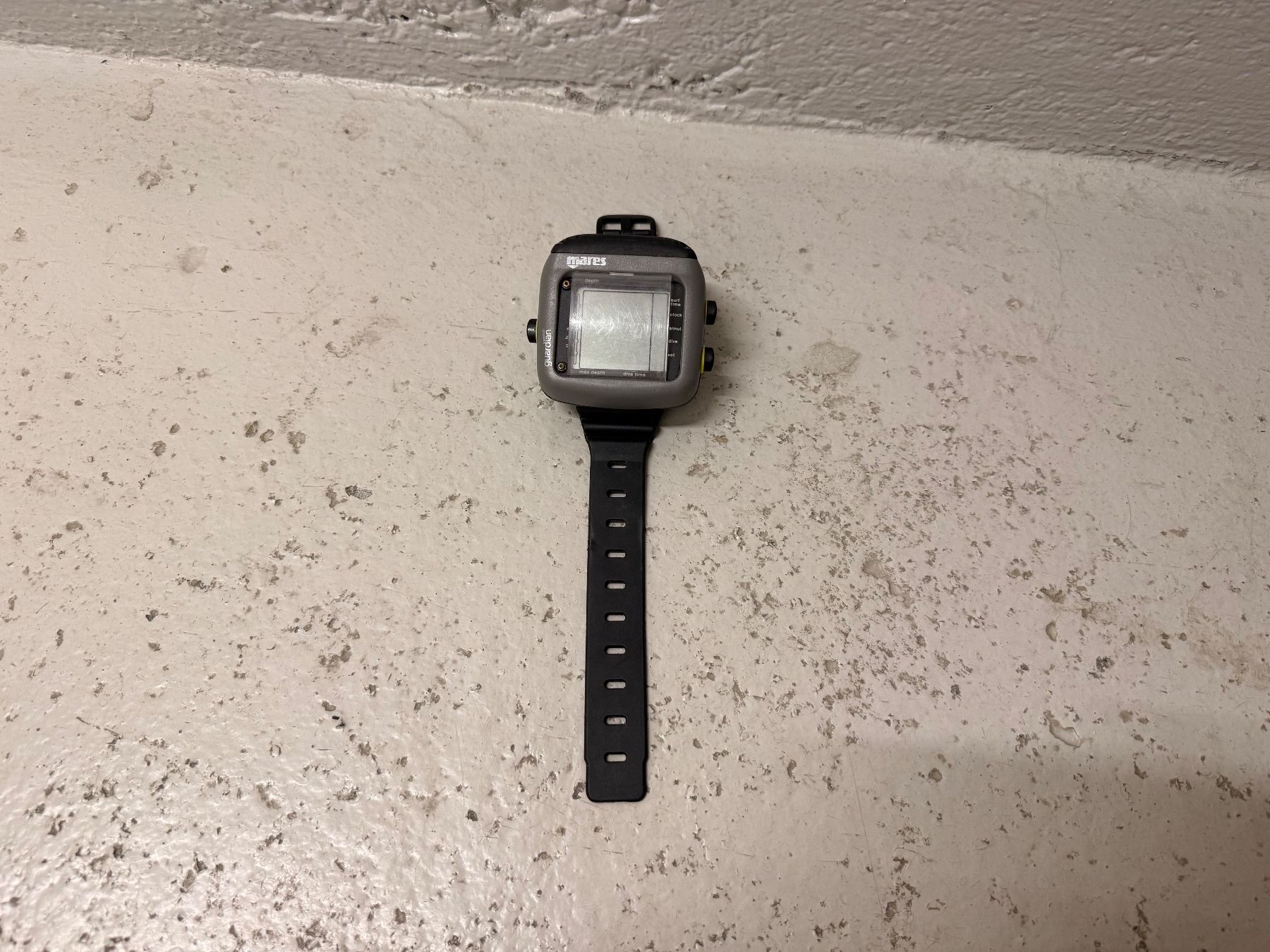 Mares Smartwatch: Tauchcomputer Mares Guardian – Usato da Zürich venduto da celai. 1