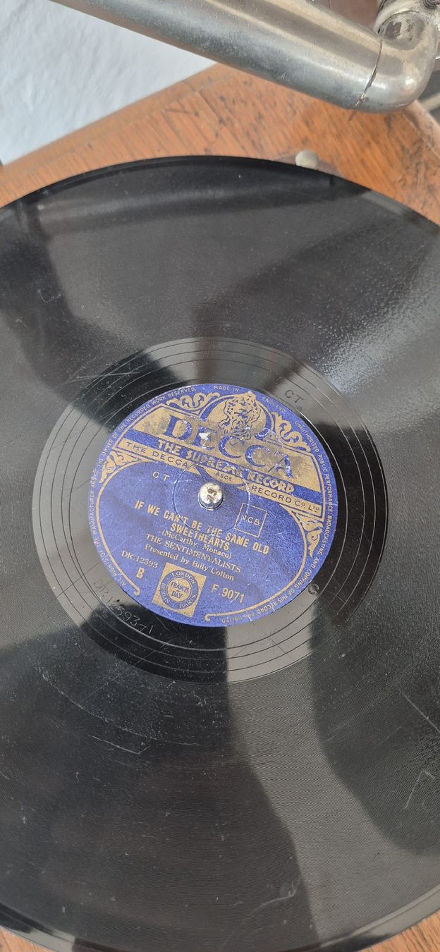 Giradischi: Antikes Grammophon "His Master's Voice". Funktionstüchtig – Usato da Volketswil venduto da escorbach 4