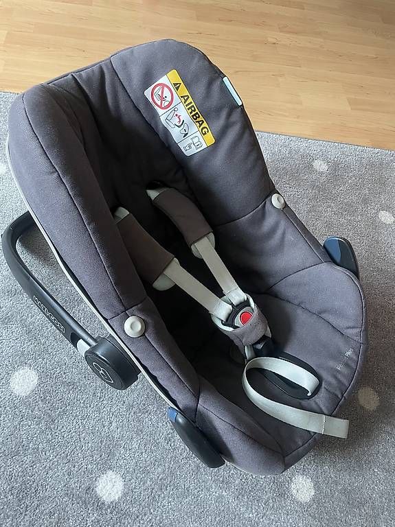Seggiolini per auto: Maxi-Cosi Pebble Plus i-Size Babyschale – Usato da Zignau venduto da Murli_24 2