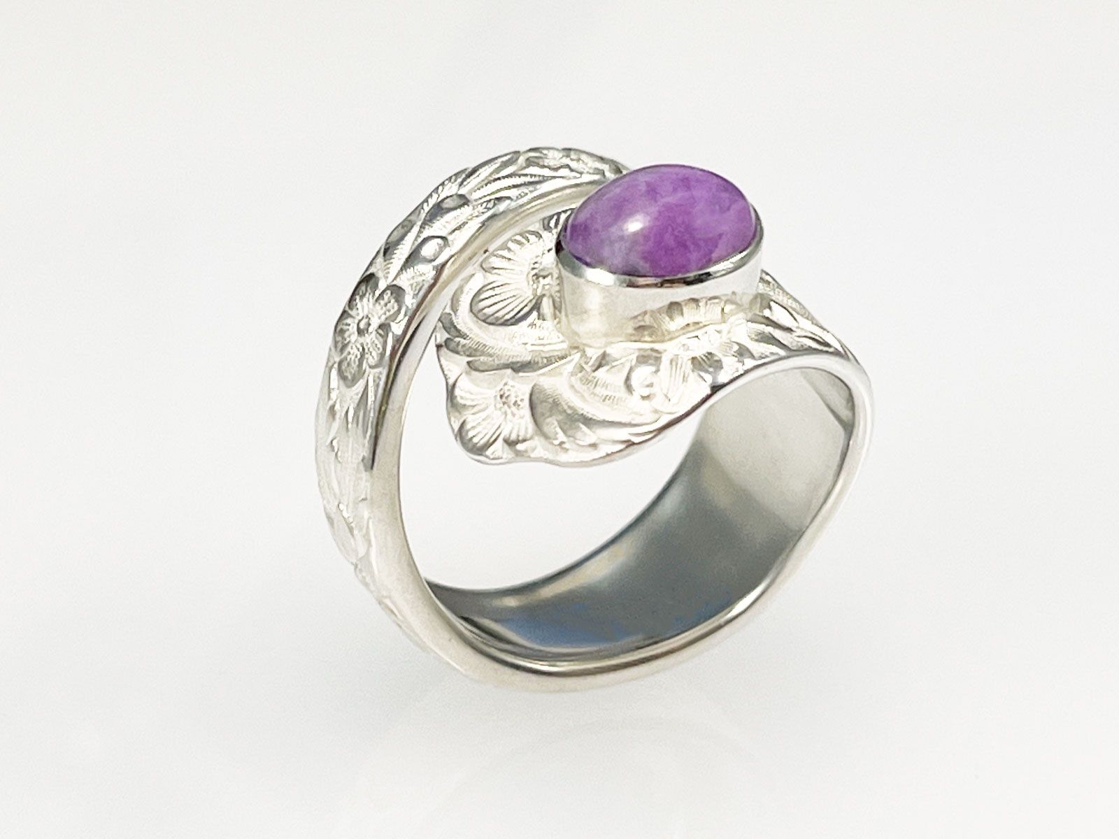 Anelli: Offener Silberring mit Sugilith im Jugendstil Design – Nuovo e nell'imballaggio originale da Meilen venduto da Byrd-bijoux 4