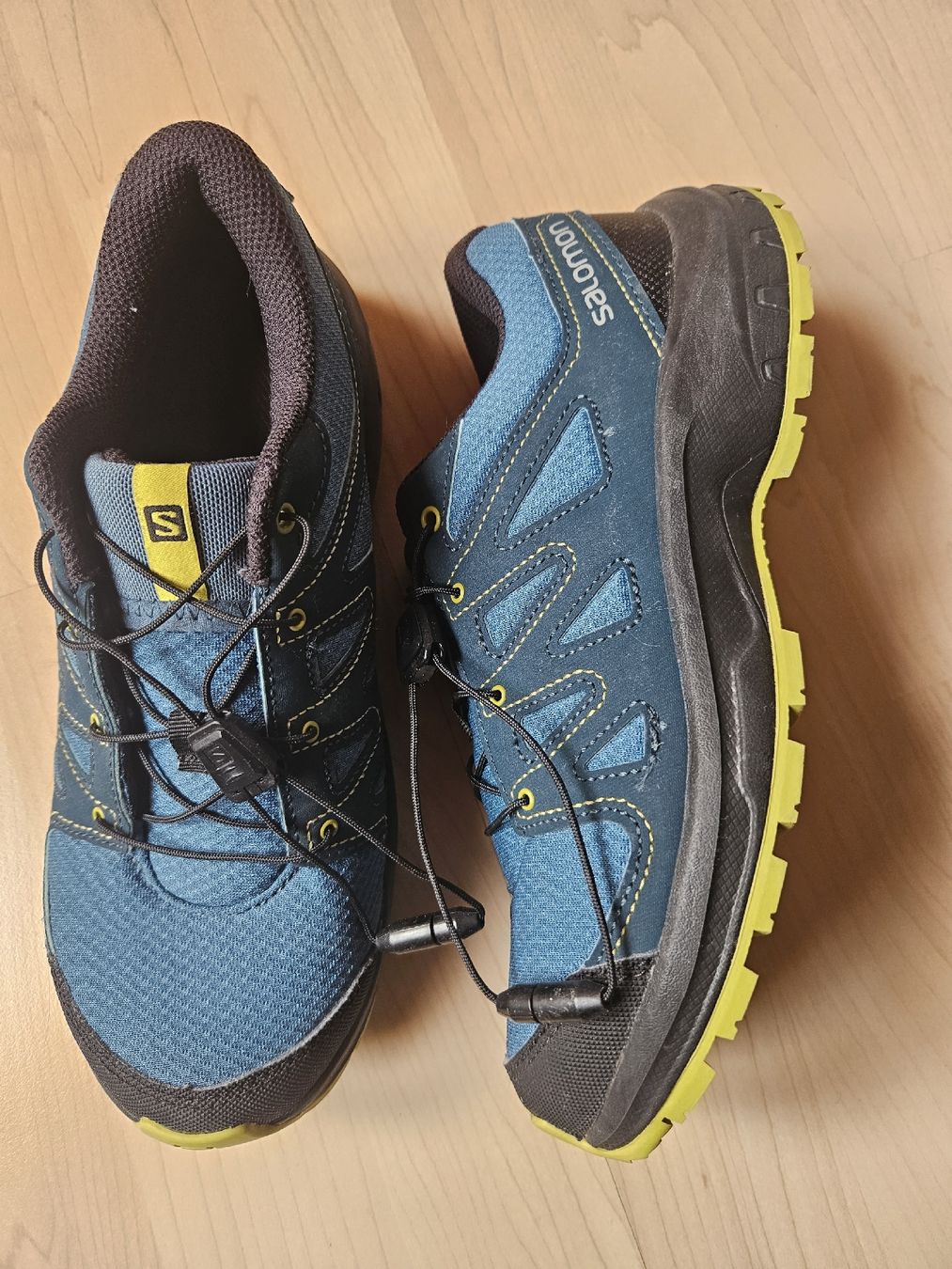 Scarpe per ragazzi: Wanderschuhe Gr.36 – Usato da Oberkulm venduto da Preneur 1