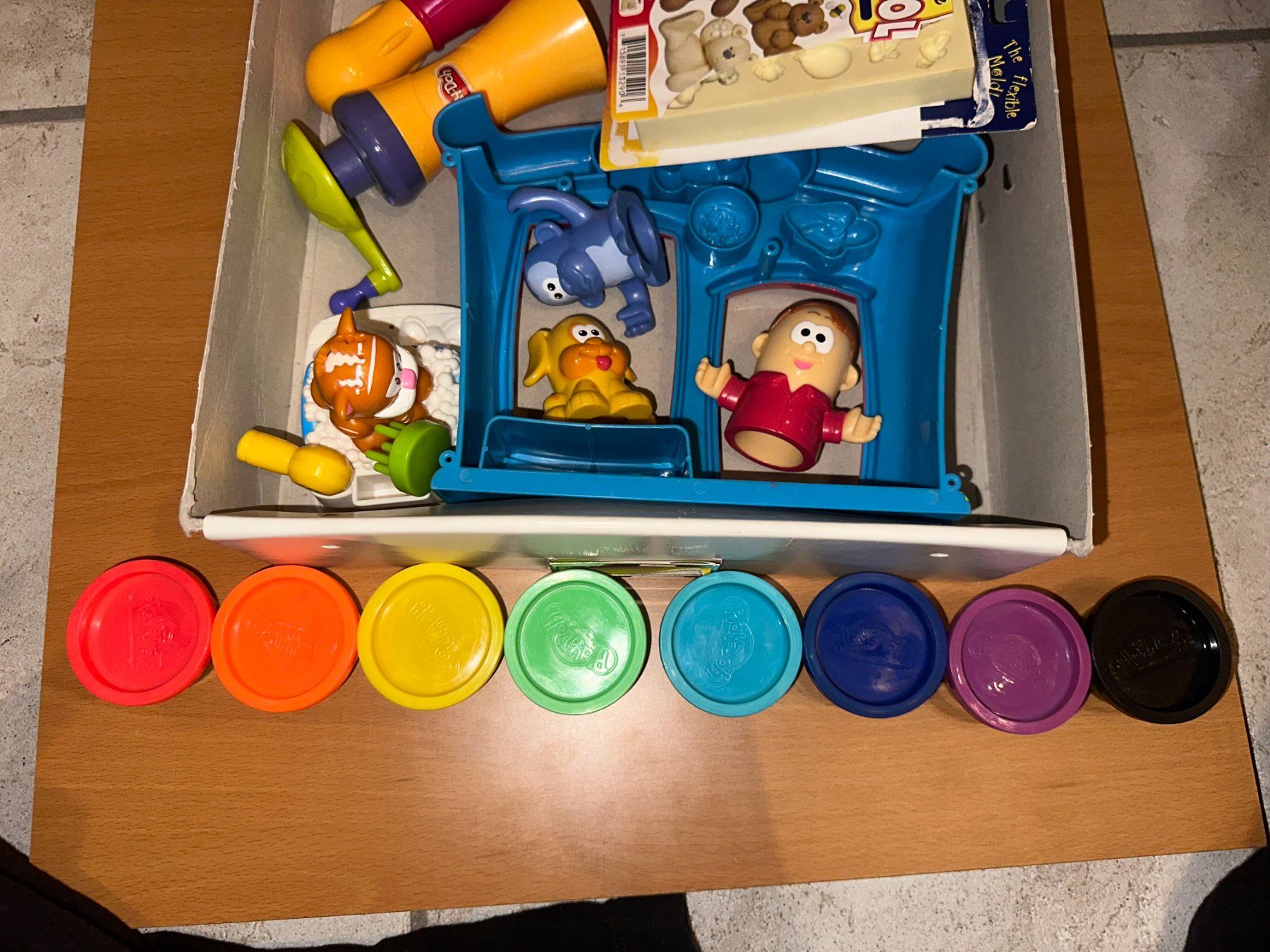 Play-Doh Spielzeuge: PLAY-DOH - volle Kiste mit tollen Sachen – Gebraucht aus Wettingen von smb_595l 1