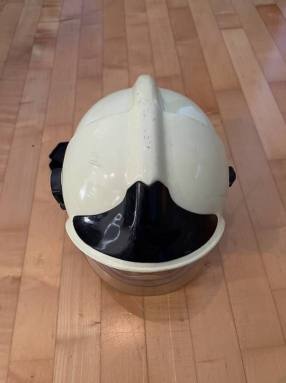 Pompieri: Feuerwehrhelm – Usato da Stein AG venduto da M.PEAKY 1