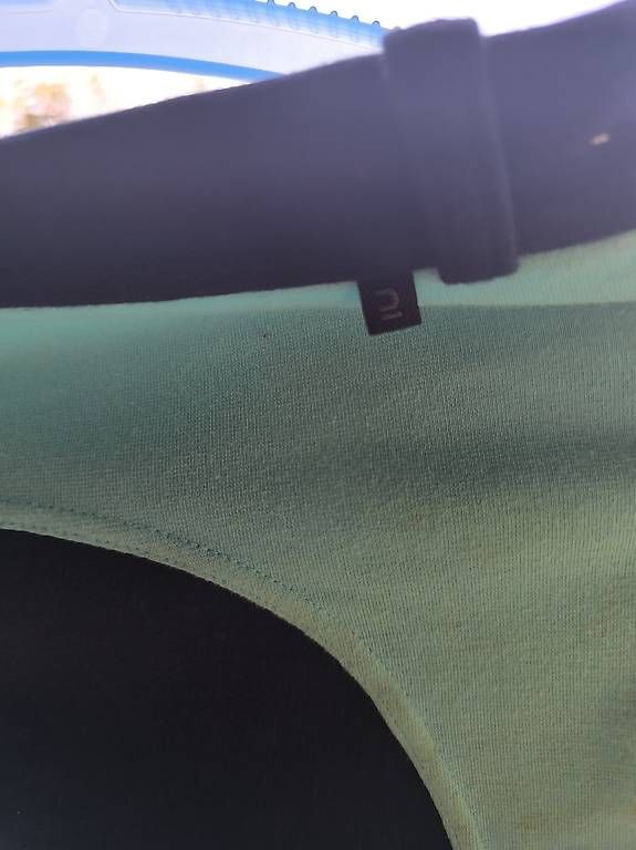 Pantaloni: Pantalon équitation fille 8ans  – Usato da Estavayer-le-Lac venduto da cht_55s8 1