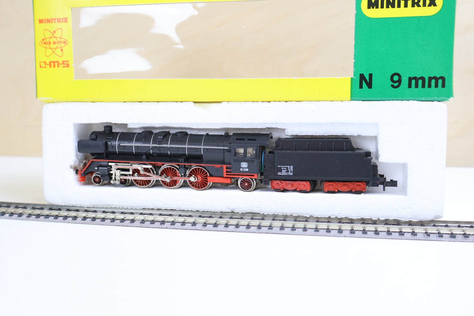 Trix Modellini di ferrovie: Minitrix EMS BR 01 grosse Dampflok 2100 - Spur N – Usato da Winterthur venduto da Monstera 5