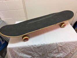 Spartak Skateboard – Montpellier Design