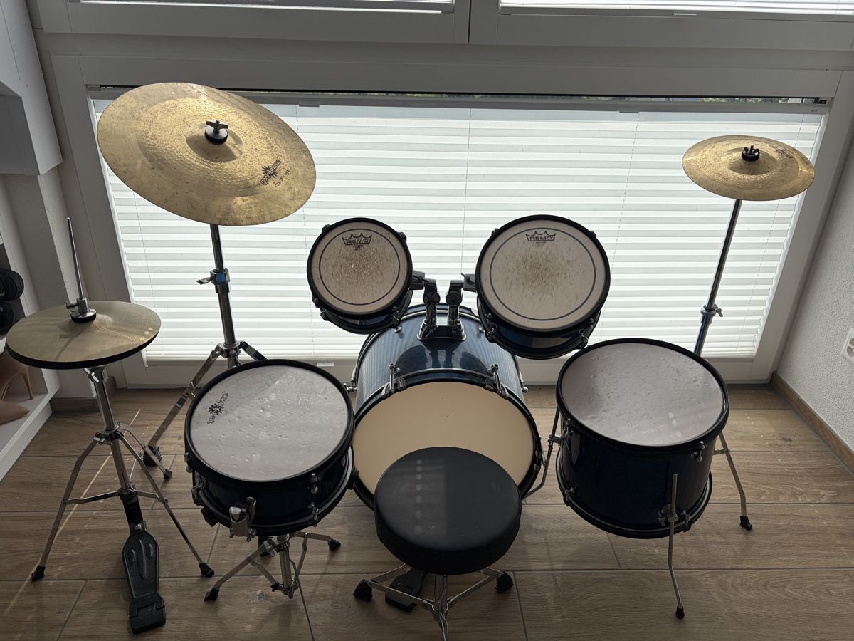 Instruments de musique: Kinder Schlagzeug Set blau gebraucht – D'occasion à Seon par safi2013