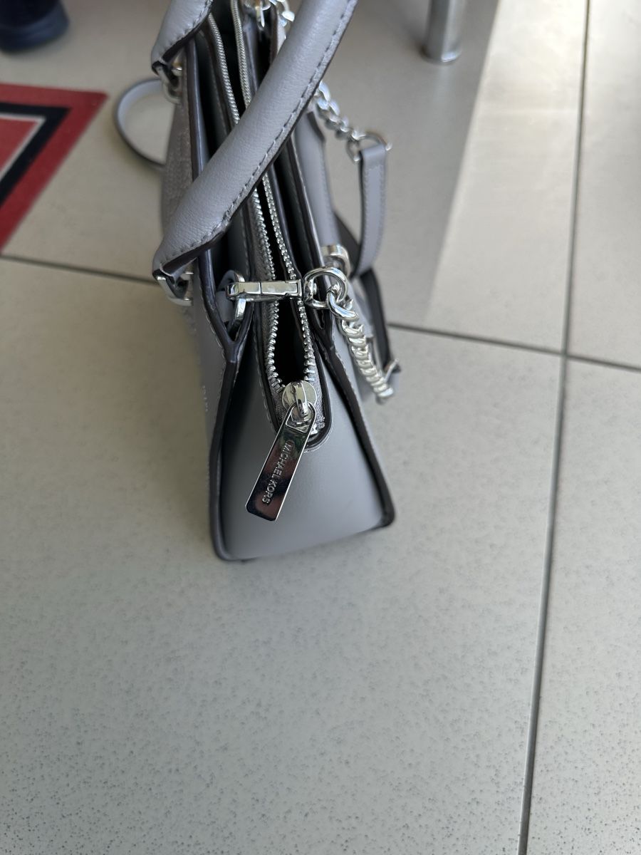 Michael Kors Borse da donna: Elegante Michael Kors Tasche, hellgrau! – Usato da Oftringen venduto da Geier1969 9