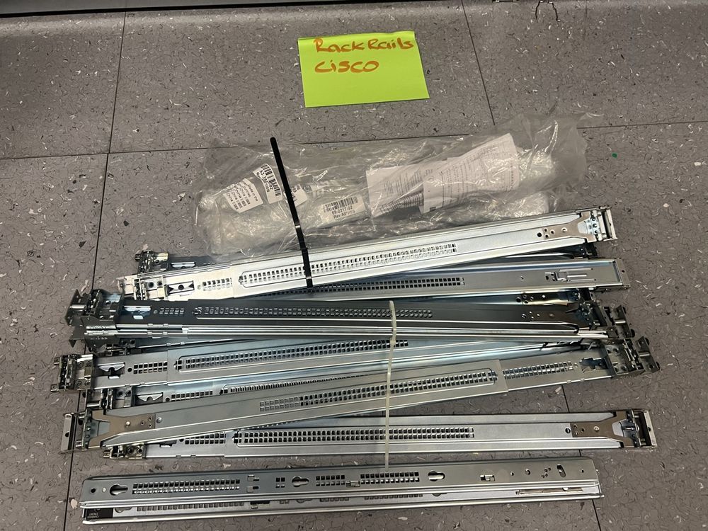 Rack Rails für Cisco (Gebraucht) in Zürich für CHF 1 – nur Abholung auf ...
