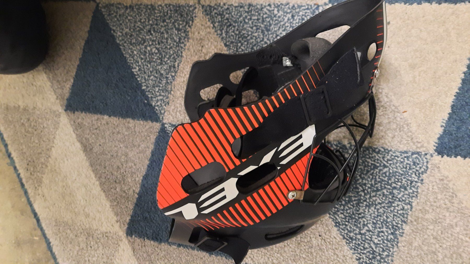 Casques: Goalihelm Unihockey Exel – D'occasion à Weinfelden par tom_soen 3