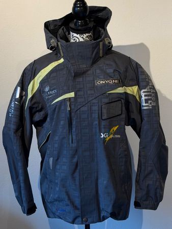 🎿Skijacke ON–YO–NE Grösse M / 48