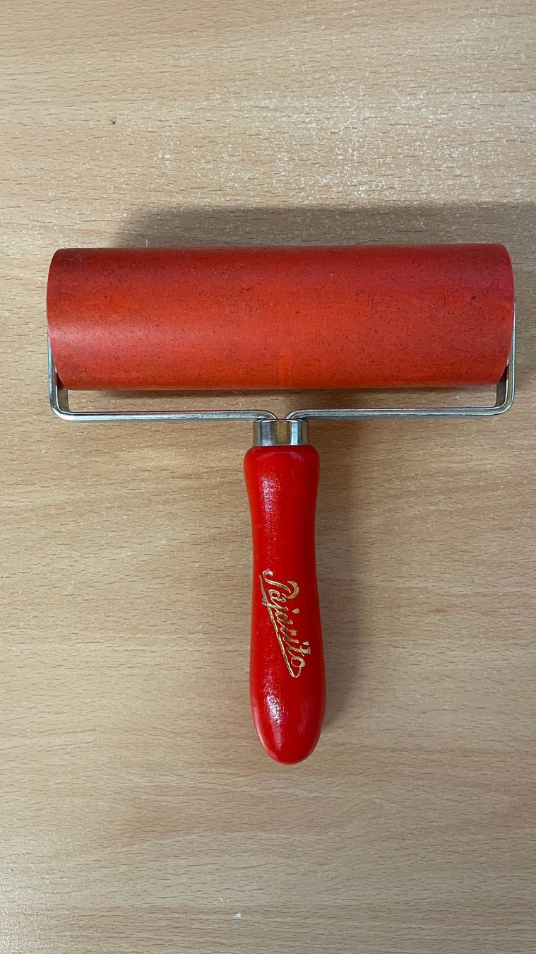 Alle Werkzeuge: Andruckwalze Farbroller Handroller Folienroller Pajarito – Gebraucht aus Glattfelden von cybermaxx
