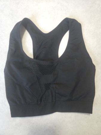 Brassière de sport  noir taille L neuve