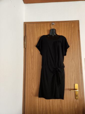 Robe noire chic Comptoir des Cotonniers T. S - L Été 🌞