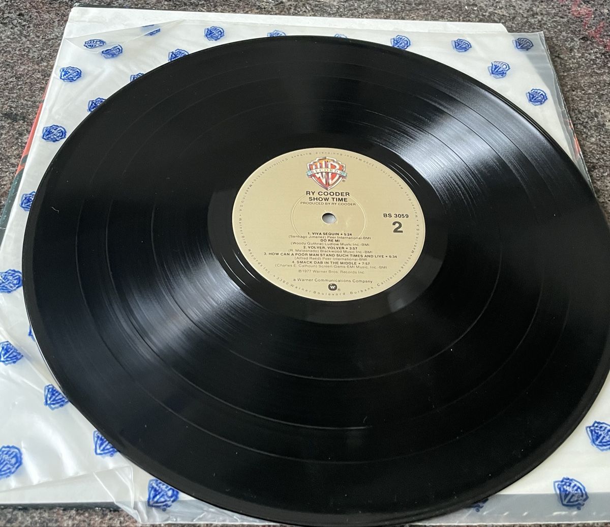 Dischi in vinile: Ry Cooder - Show Time - Vinyl LP – Usato da Olten venduto da Bluespapst 2