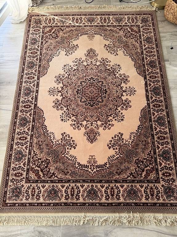 Teppiche: Teppich – Gebraucht aus Châbles FR von celine61