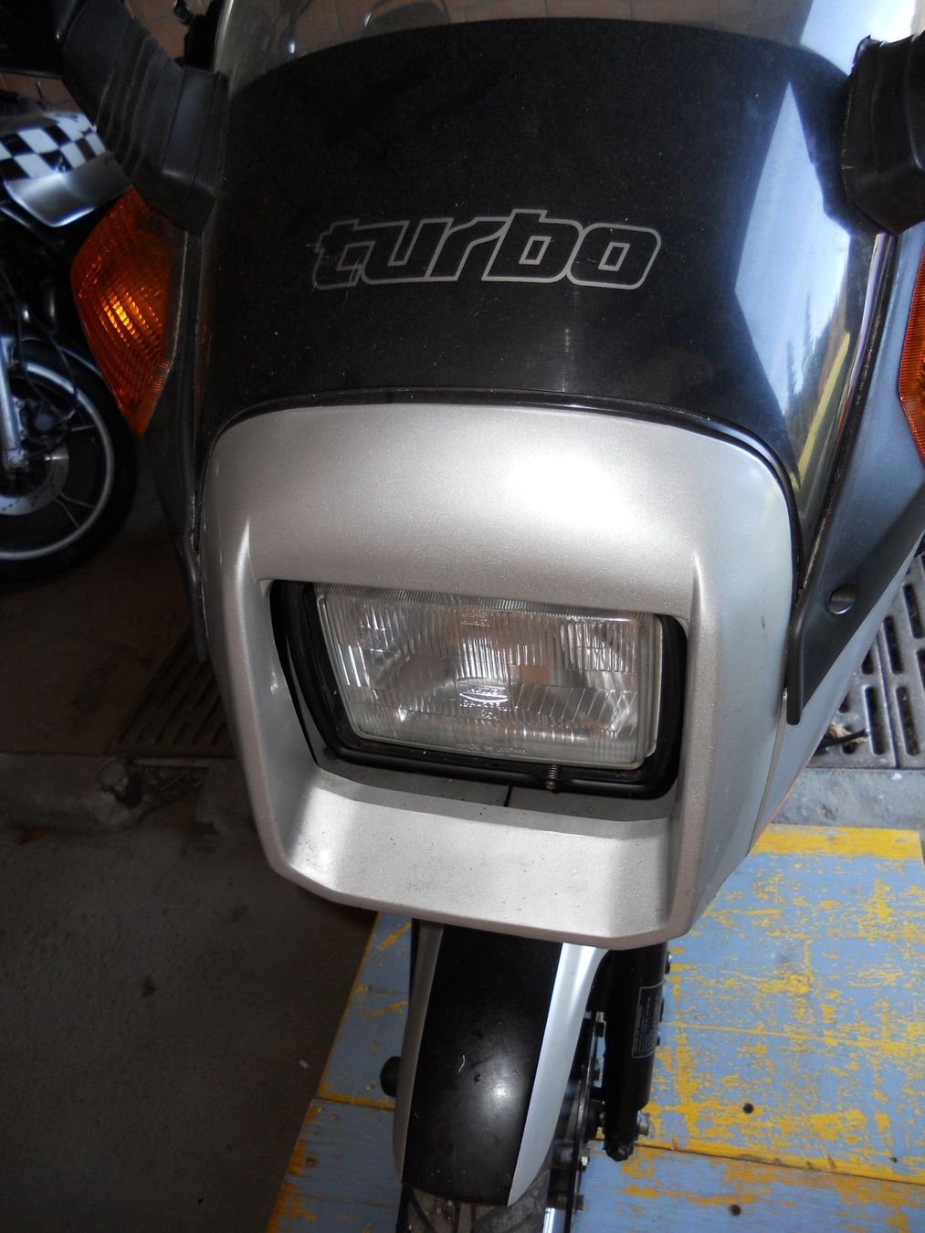 Yamaha Strada: Yamaha XJ650 Turbo – Usato da Neuenegg venduto da designart64 1