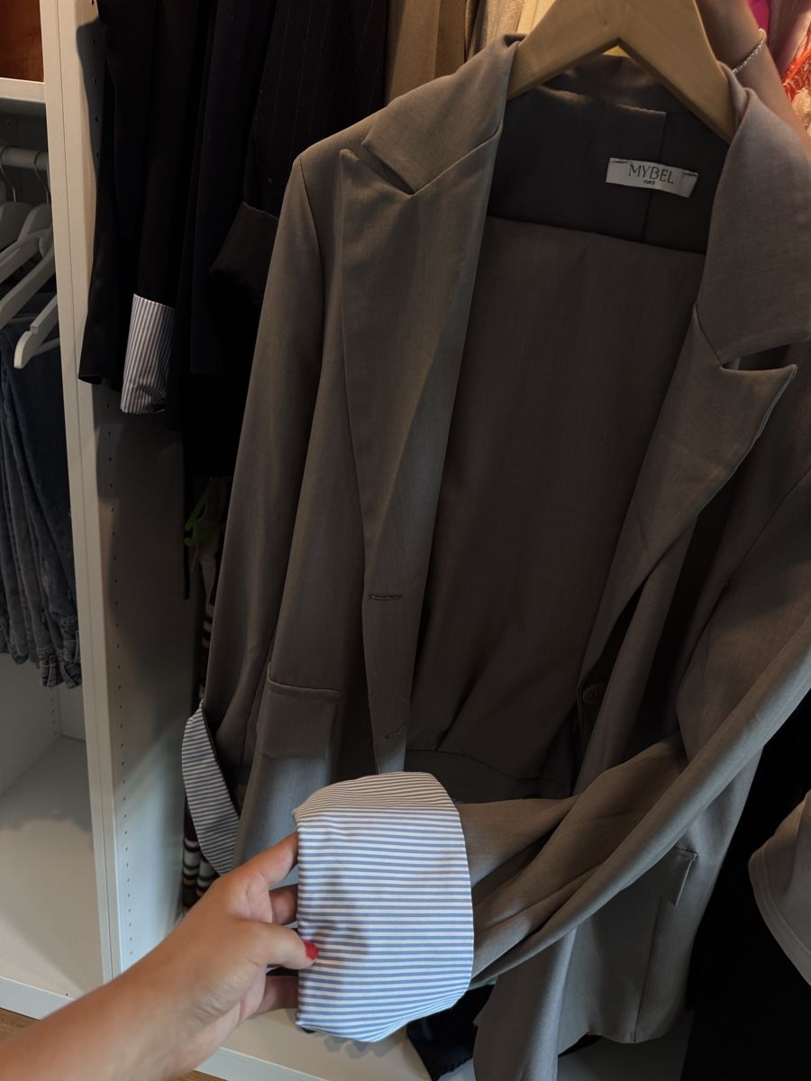 Kleiderpakete: Blazer avec revers rayés – Neu (gemäss Beschreibung) aus La Plaine von sof_b7c6 3