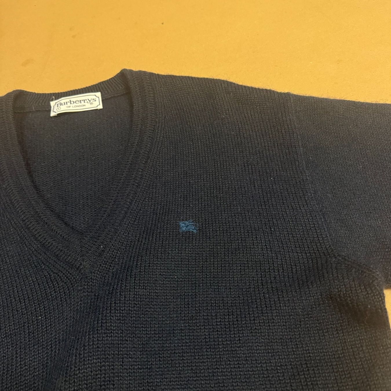 Burberry Maglioni & Felpe: Burberry's knitted sweatshirt strickpullover pull vintage – Usato da St. Gallen venduto da sourced_limited 3