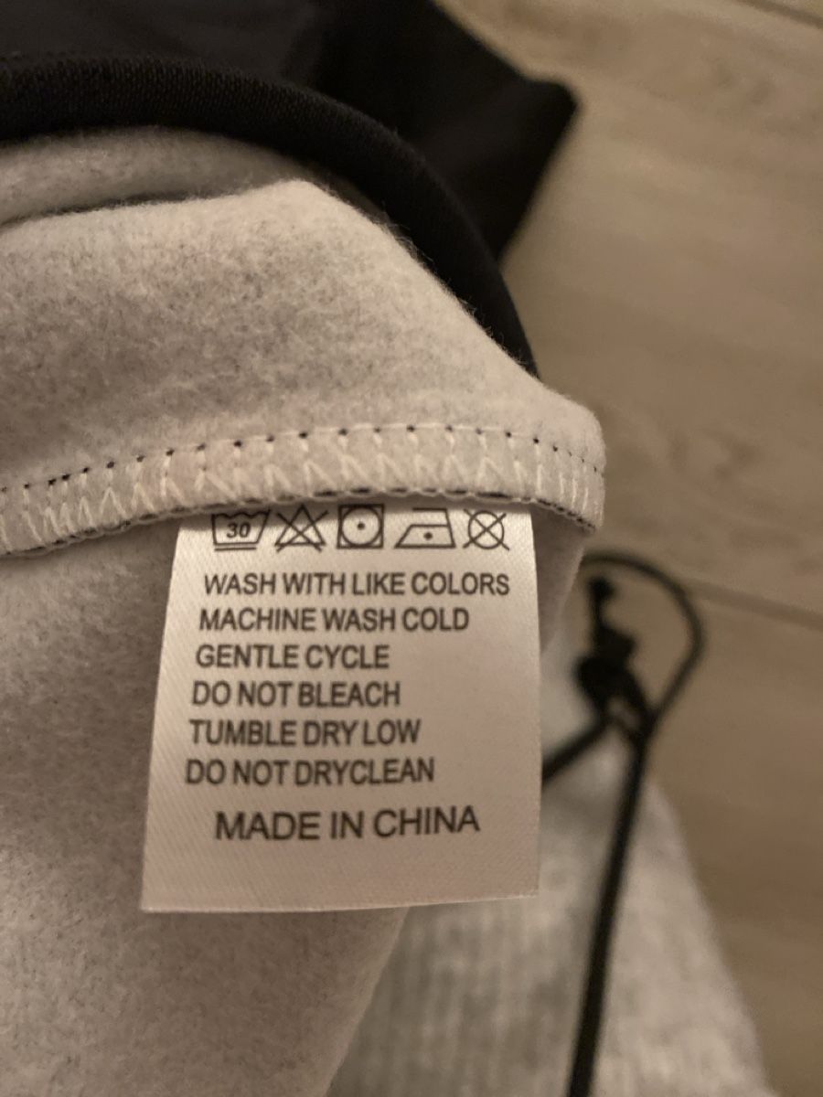 Maglioni & Felpe: Hoodie Grösse M – Nuovo (secondo la descrizione) da Dättlikon venduto da MC_FK 3