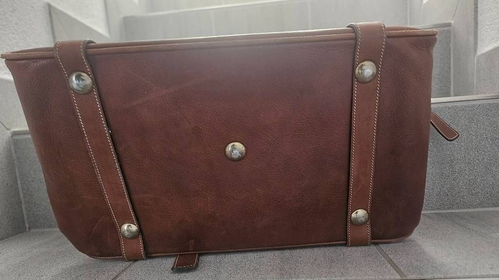 Taschen für Damen: Etienne Aigner Tasche  – Gebraucht aus Au ZH von psc_k9fm 2