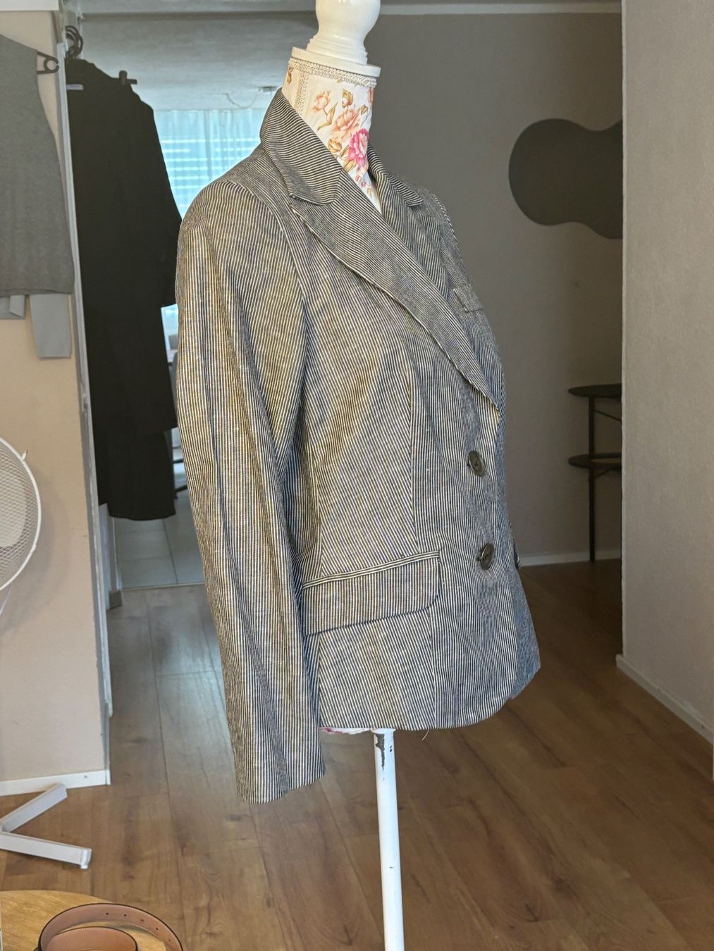 Jacken: KIN SEI Desiger Blazer Leinen/Baumwolle – Gebraucht aus St. Margrethen SG von dijanaO 1