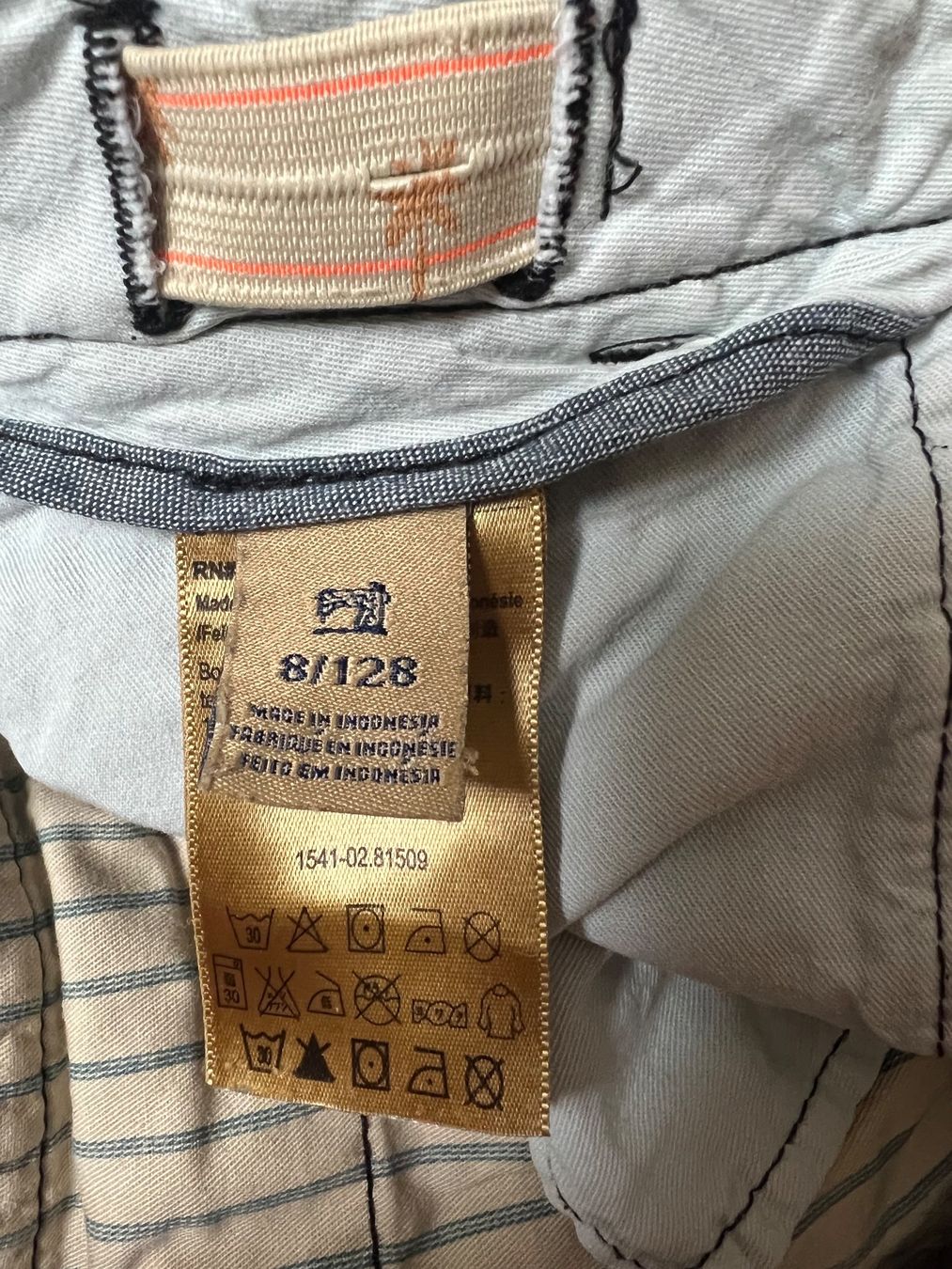 Maison Scotch Hosen: Shorts Scotch and Shrunk 128 – Gebraucht aus Beinwil am See von brigittehug 2