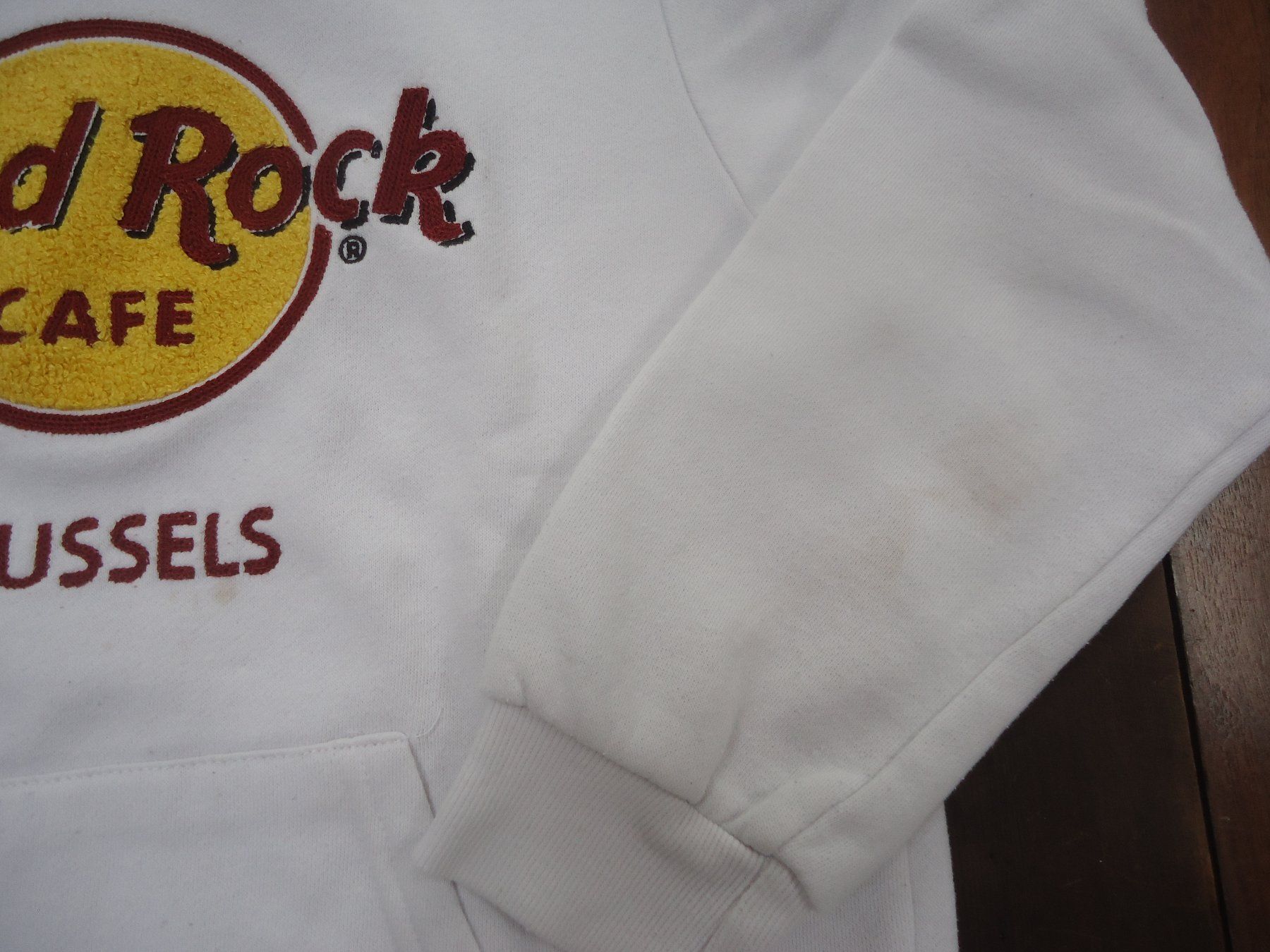 Hard Rock Cafe Maglioni & Felpe: Pull à capuche - Hard Rock Brussels - 10 ans - 140 – Usato da Vessy venduto da mafabe 3