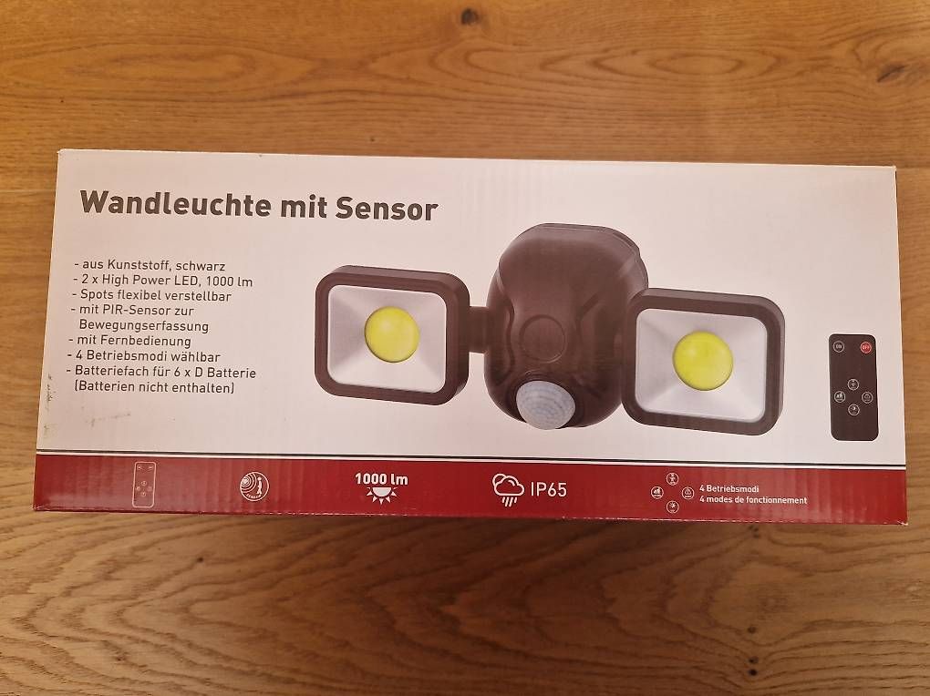 Lampade: Fast neue Wandlampe mit Sensor – Usato da Surrein venduto da deb_sjh6 2