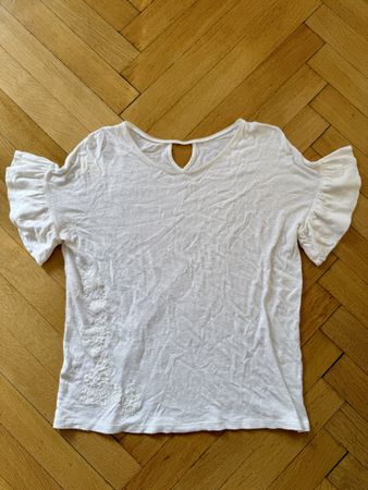 Haut / Top / T-shirt Caroll blanc brodé manches à volants M