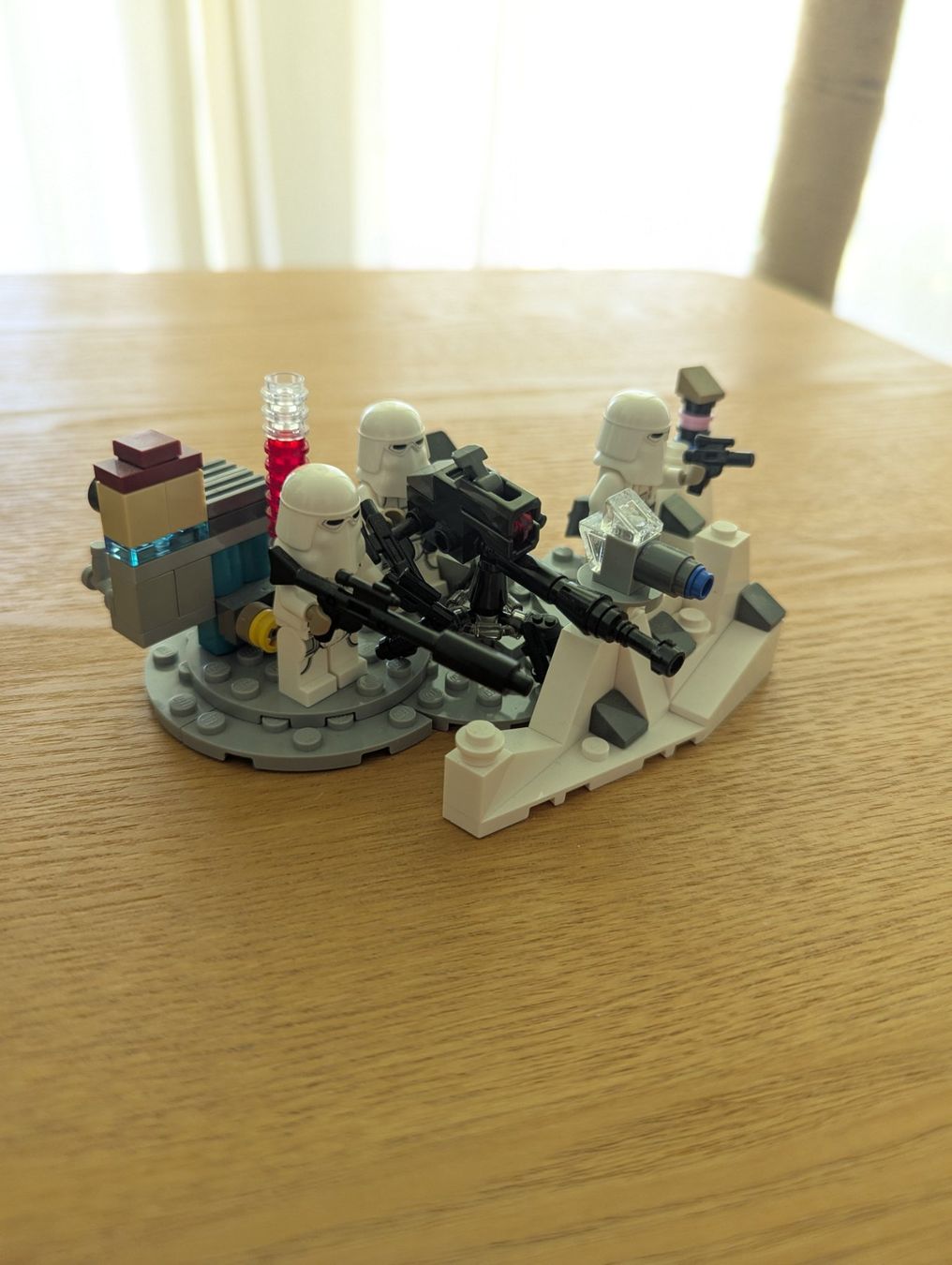 Lego Spielzeuge: LEGO Star Wars Snowtrooper Battle Pack + Han Solo – Gebraucht aus Solothurn von WyssTobi 2