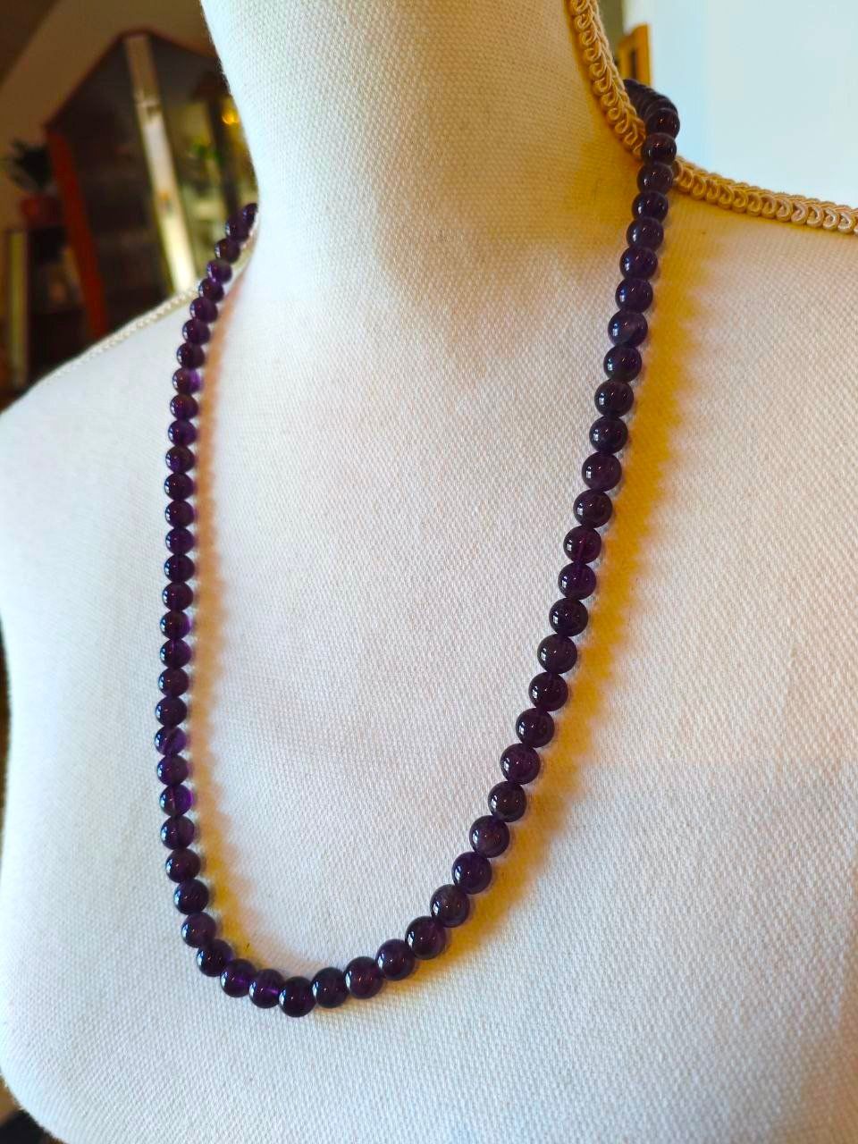 Ketten: EDLE ECHT AMETHYSTST. KETTE IM KUGELFORM, 65 cm. – Neu (gemäss Beschreibung) aus Weiningen ZH von actera 7