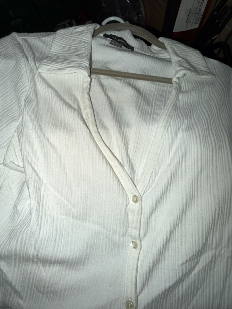 T-shirt: Damen Langarmshirt  – Usato da Biel/Bienne venduto da Peeeep10 2