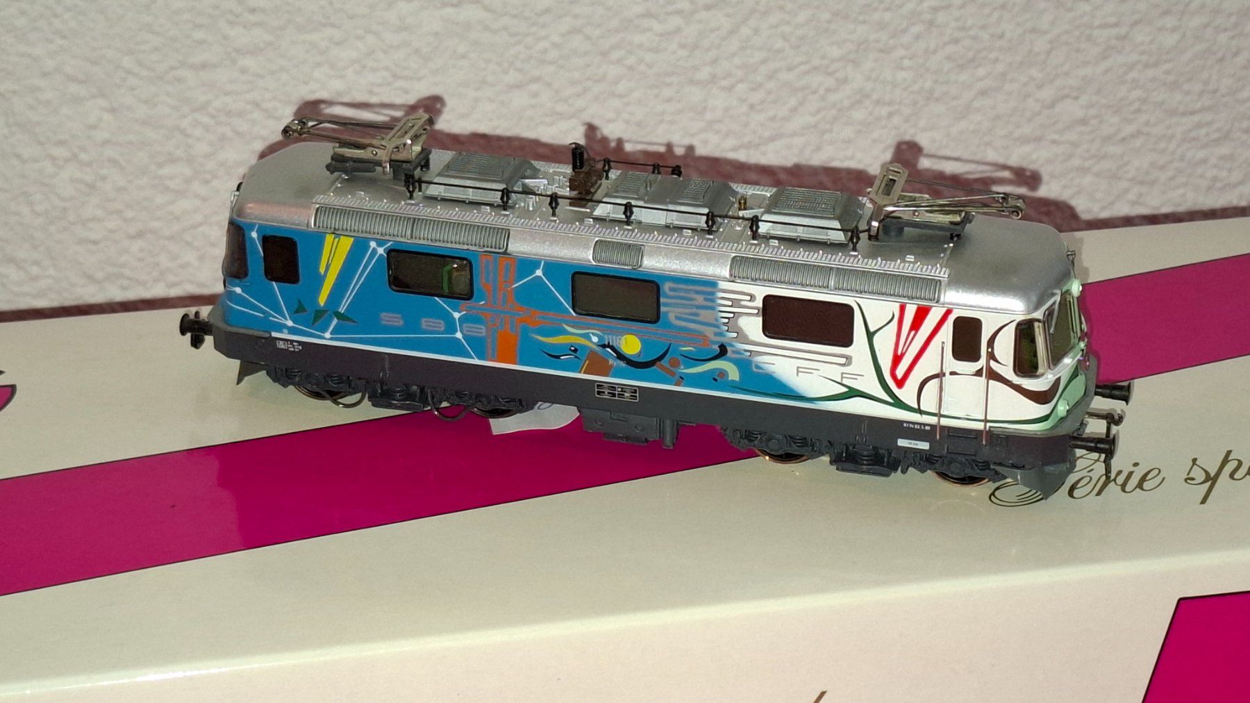 Hag Modelleisenbahnen: HAG : Re  4/4 II " Bourret"  der SBB, AC, Digital – Gebraucht aus Märwil von Siebenzipfel 1